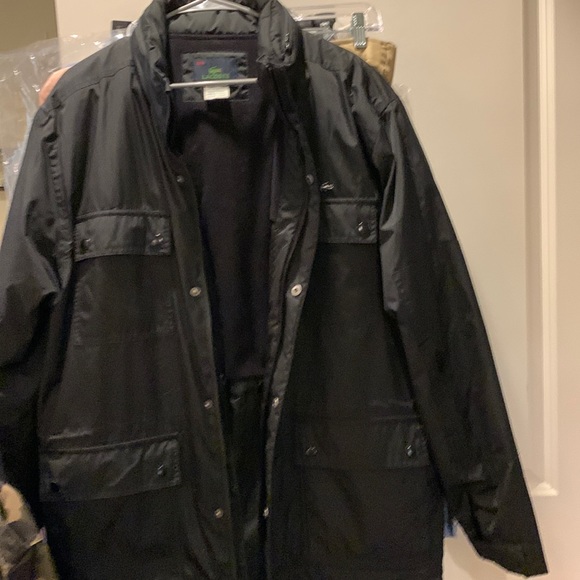 Coat with hoodie black I-zod Lacoste XL pockets on outside and inside like new - Picture 1 of 3